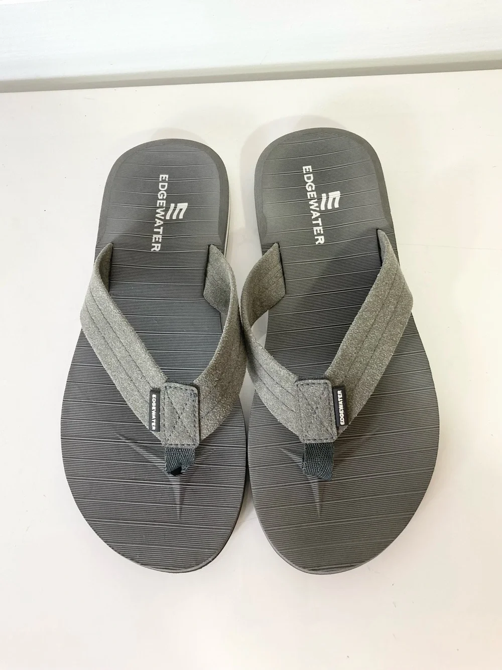 Nwot EDGEWATER Sandals Men US ~11 Grey Thong Rubber